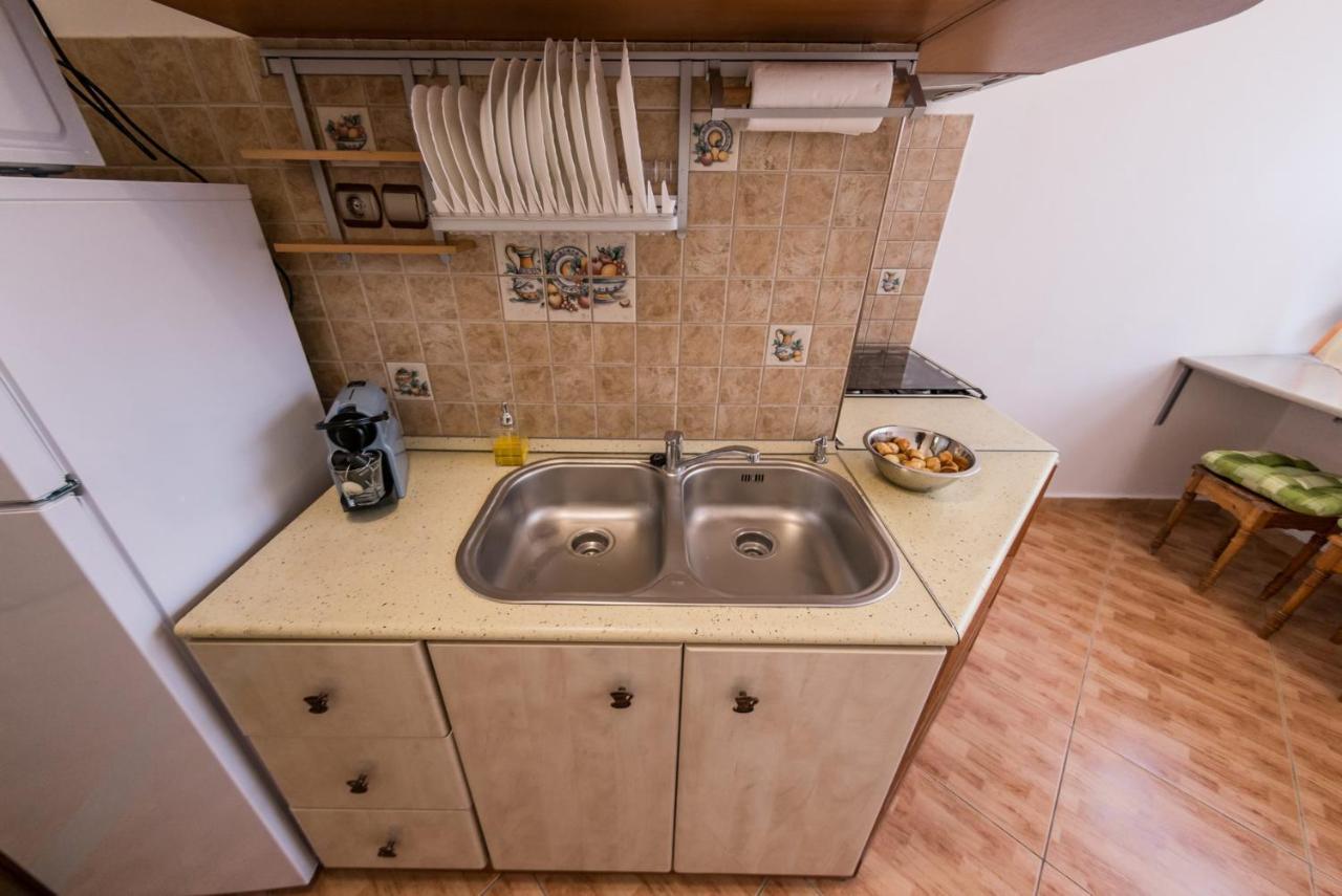 Central Home- Pesterzsebet بودابست المظهر الخارجي الصورة