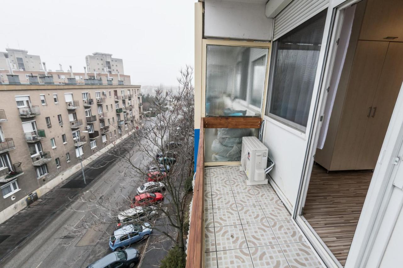 Central Home- Pesterzsebet بودابست المظهر الخارجي الصورة