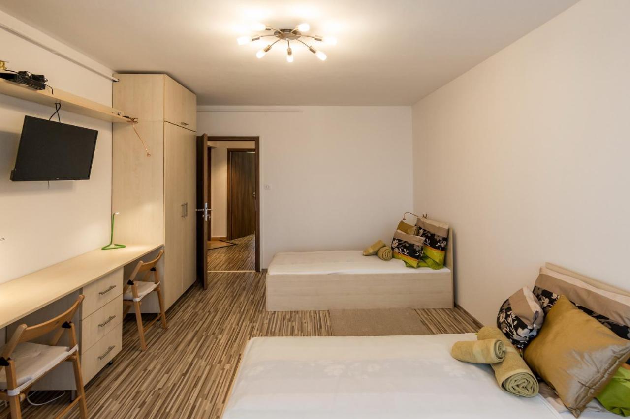 Central Home- Pesterzsebet بودابست المظهر الخارجي الصورة