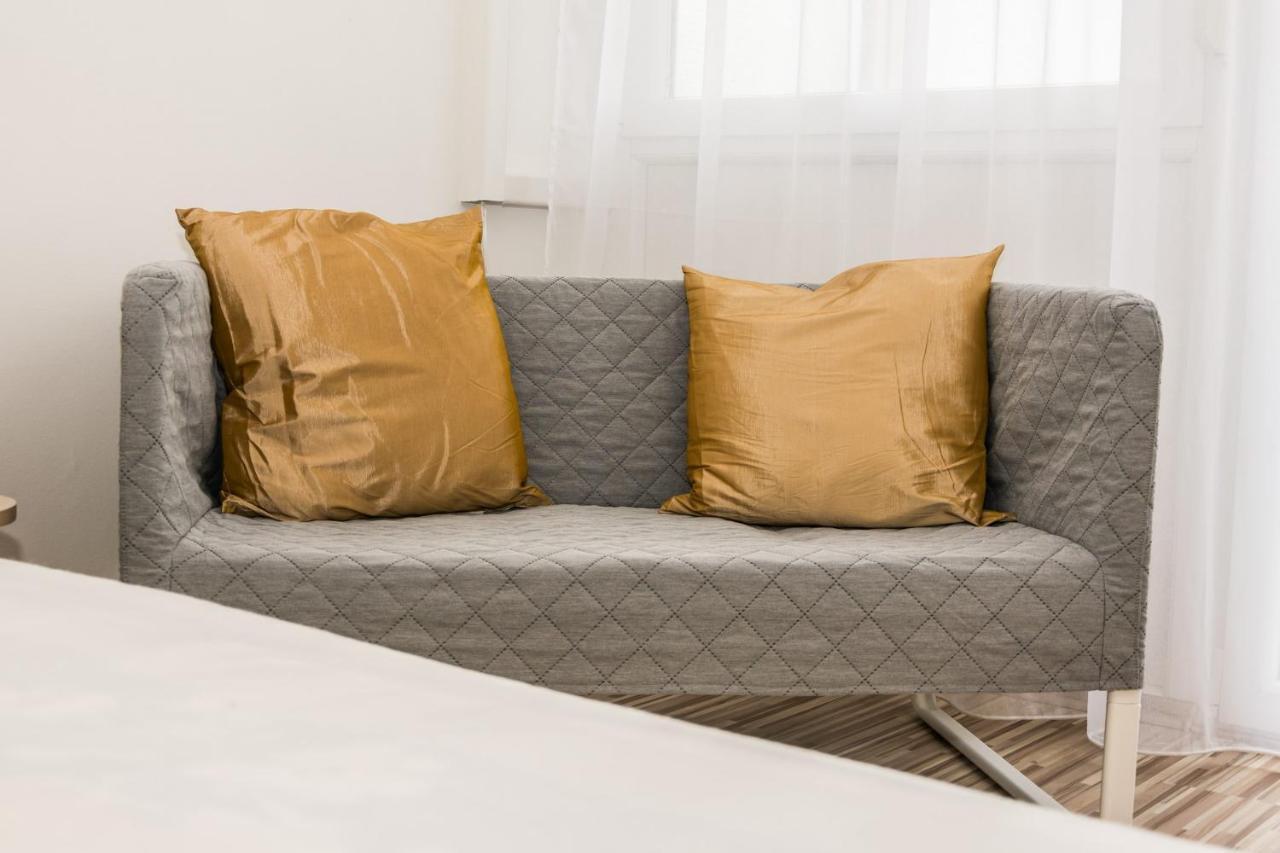 Central Home- Pesterzsebet بودابست المظهر الخارجي الصورة
